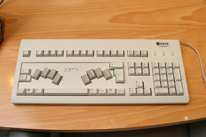 teclado en braille